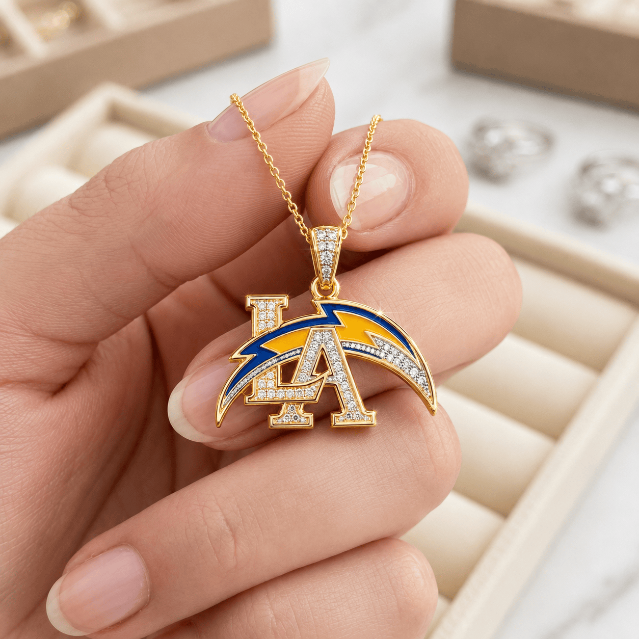 LAC Solid Gold Chain with Diamond Pendant BMD